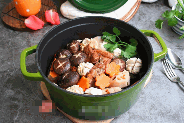 红火煮艺鸡公煲